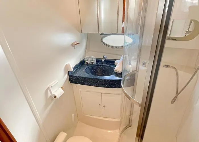 Båthotell Yacht Experience In Harbour