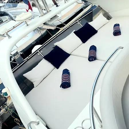 Πλωτό κατάλυμα Yacht Experience In Harbour Μόντε Κάρλο